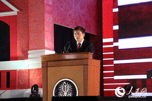 �Ї�(gu��)�v̩��(gu��)��ʹ�ν��ڡ����Ͻz�I֮·��չ�[�_(k��i)Ļʽ�����o���O�V�z