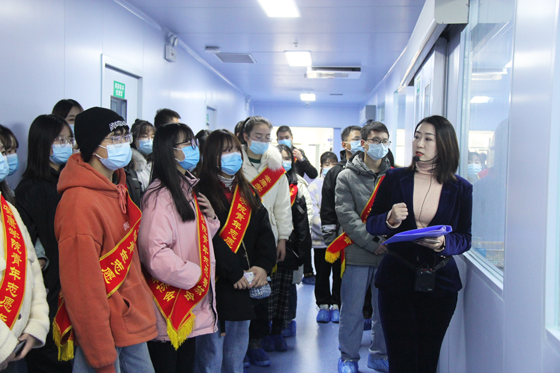 匯集愛(ài)心洪流 傳遞獻(xiàn)血理念——2020年安康學(xué)院學(xué)生參加血站開放日活動(dòng)