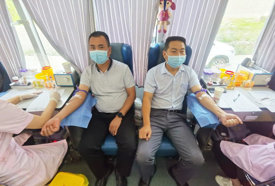 旬陽縣紅軍鎮(zhèn)開展“學(xué)黨史、辦實事”愛心獻血 活動